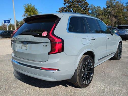 2026 Volvo XC90 B6 Ultra 7-Seater