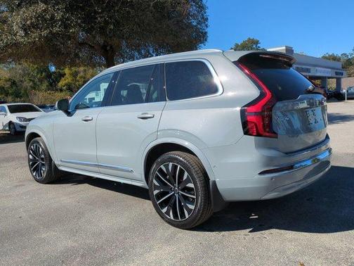 2026 Volvo XC90 B6 Ultra 7-Seater