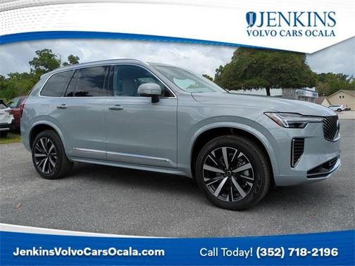 2025 Volvo XC90 B5 Core