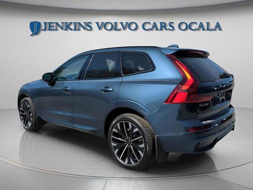 Denim Blue Metallic 2026 Volvo XC60 B5 Ultra