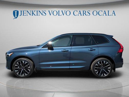 Denim Blue Metallic 2026 Volvo XC60 B5 Ultra