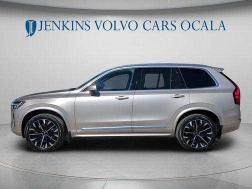 Bright 2026 Volvo XC90 B6 Plus 7-Seater