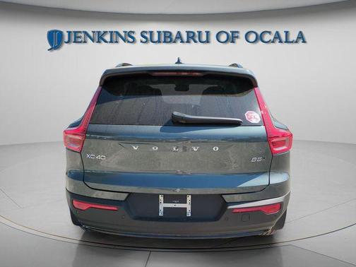 2026 Volvo XC40 B5 Plus