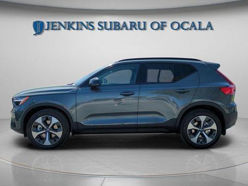 2026 Volvo XC40 B5 Plus