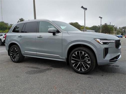 2026 Volvo XC90 B6 Plus 7-Seater