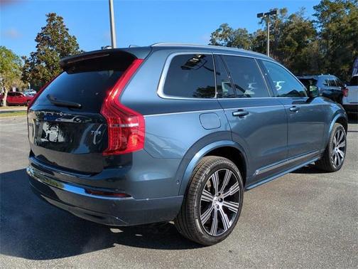 2025 Volvo XC90 Plug-In Hybrid T8 Plus 7-Seater