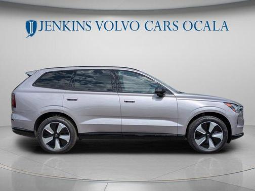 2026 Volvo EX90 
