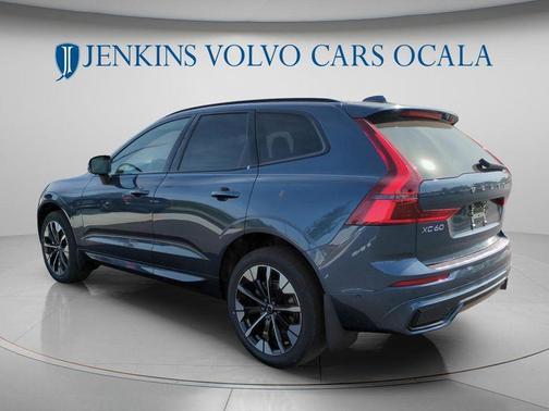 Denim Blue Metallic 2026 Volvo XC60 B5 Plus