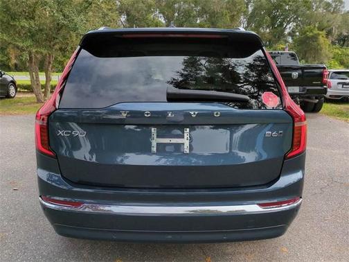 2026 Volvo XC90 B6 Ultra 7-Seater