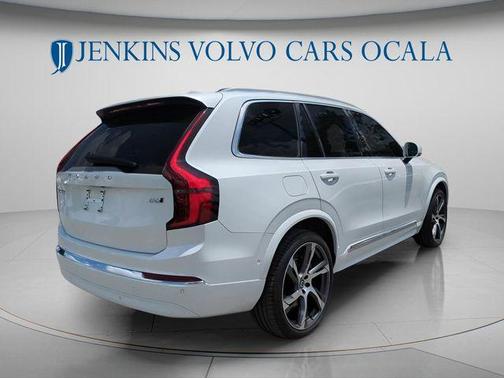 2025 Volvo XC90 B6 Ultra