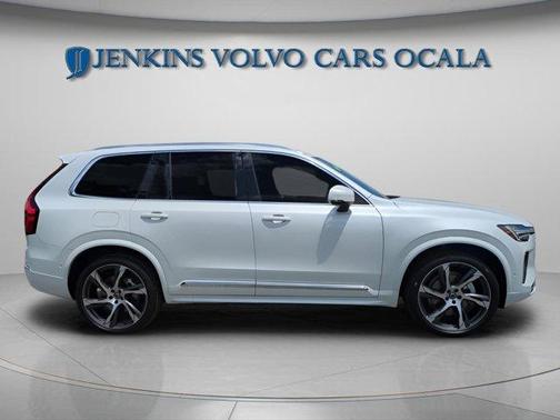 2025 Volvo XC90 B6 Ultra