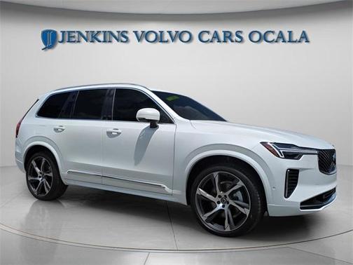 2025 Volvo XC90 B6 Ultra