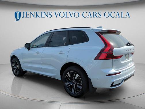 Crystal White 2026 Volvo XC60 B5 Plus