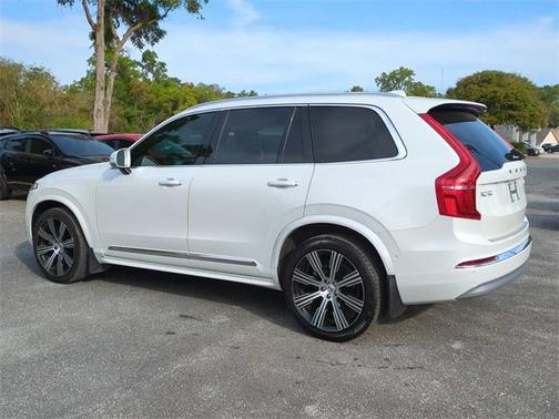 2022 Volvo XC90 T6 Inscription 7 Passenger