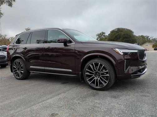 2025 Volvo XC90 B6 Ultra