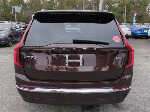 2025 Volvo XC90 B6 Ultra