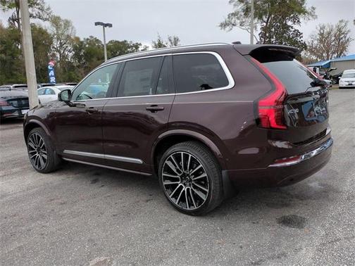 2025 Volvo XC90 B6 Ultra