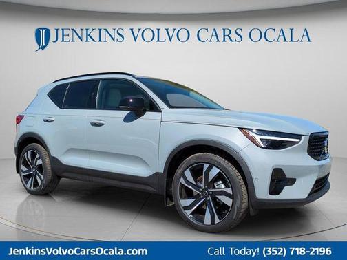 Gray Metallic 2026 Volvo XC40 B5 Ultra