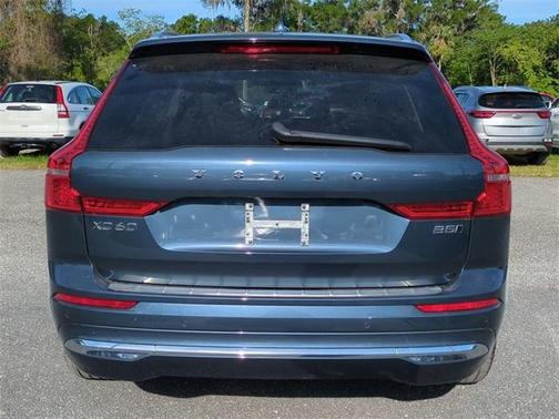2023 Volvo XC60 B5 Plus Bright Theme