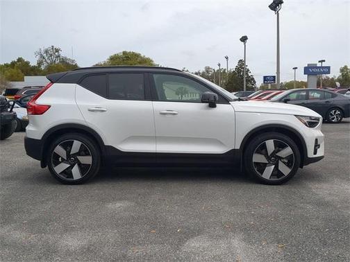 2024 Volvo XC40 Recharge Pure Electric Twin Ultimate