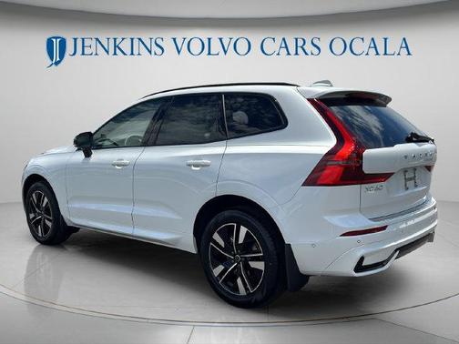 Crystal White 2026 Volvo XC60 B5 Plus