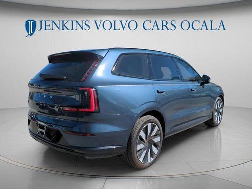 Denim Blue 2025 Volvo EX90 Twin Motor Performance Ultra