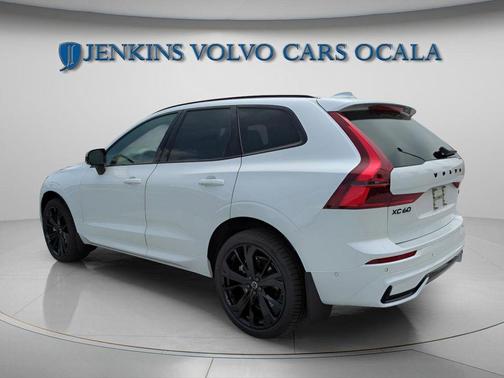 Crystal White 2026 Volvo XC60 B5 Ultra Black Edition