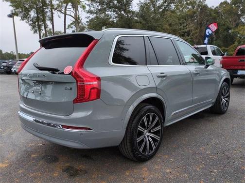 2025 Volvo XC90 B6 Plus 7-Seater