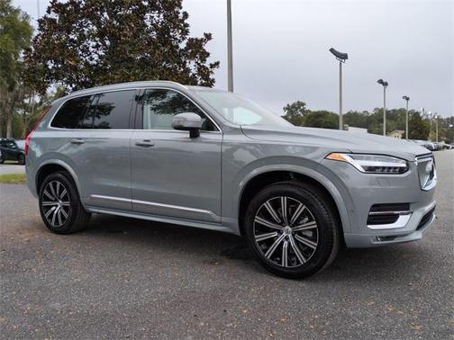 2025 Volvo XC90 B6 Plus 7-Seater