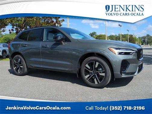 2026 Volvo XC60 B5 Plus