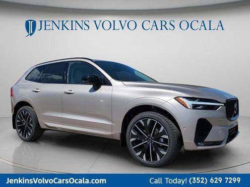 Bright 2026 Volvo XC60 B5 Ultra