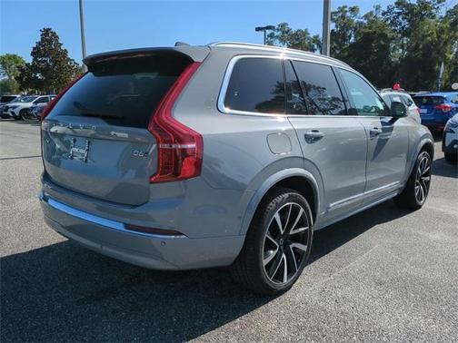 2024 Volvo XC90 B6 Plus Bright Theme 7-Seater