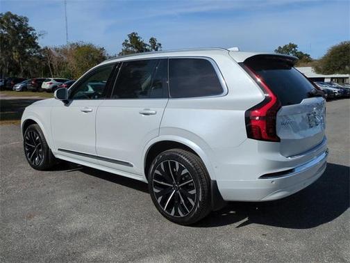 2026 Volvo XC90 B6 Ultra 7-Seater