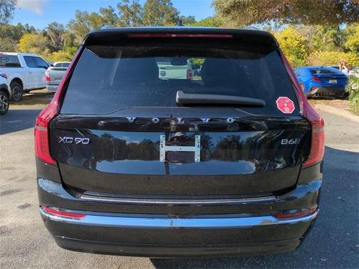 2026 Volvo XC90 B6 Ultra 7-Seater