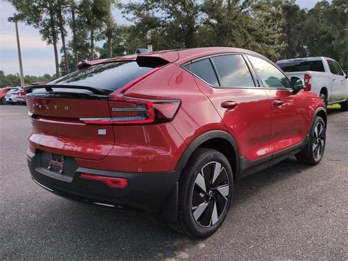 2024 Volvo C40 Recharge Pure Electric Twin Core