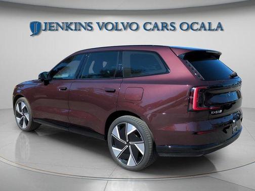 2025 Volvo EX90 Twin Motor Performance Ultra 6-Seater