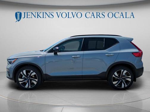 Gray Metallic 2026 Volvo XC40 B5 Ultra
