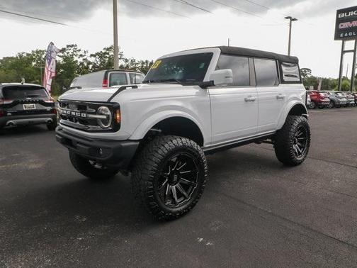 2023 Ford Bronco Outer Banks