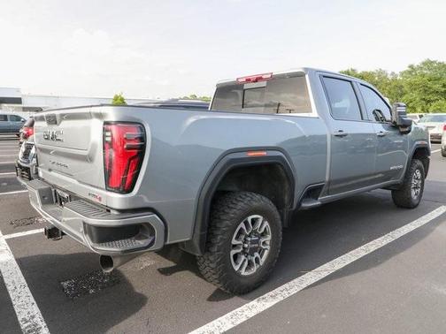 2024 GMC Sierra 2500 AT4