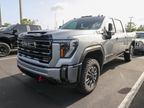 2024 GMC Sierra 2500 AT4