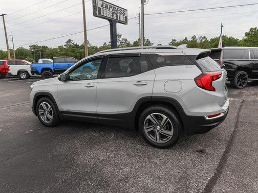 Quicksilver Metallic 2021 GMC Terrain SLT
