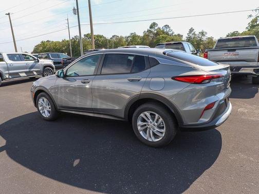 Moonstone Gray Metallic 2026 Buick Envista Preferred