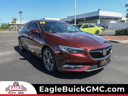 2019 Buick Regal Sportback Essence