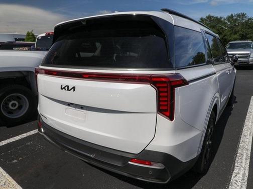 2025 Kia Carnival SX Prestige
