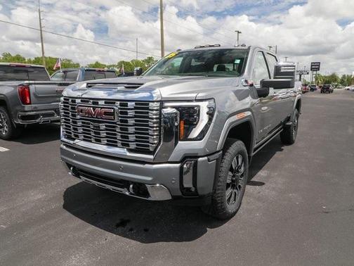 2025 GMC Sierra 2500 Denali