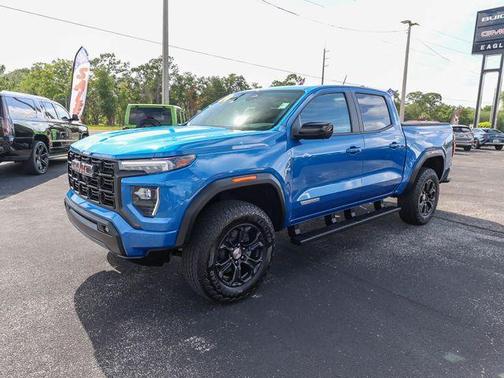 Dynamic Blue Metallic 2024 GMC Canyon Elevation