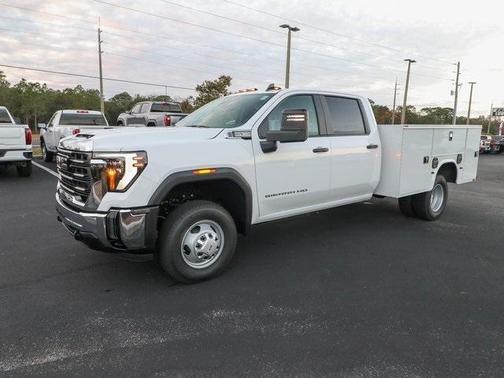 2026 GMC Sierra 3500 Pro