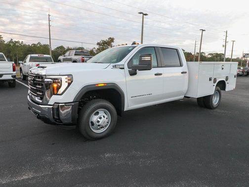 2026 GMC Sierra 3500 Pro