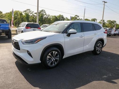 2021 Toyota Highlander XLE