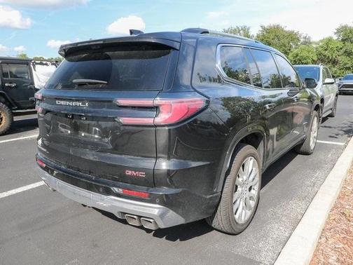 2024 GMC Acadia Denali